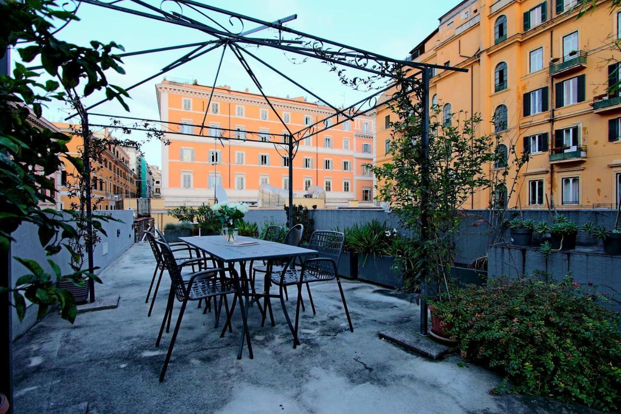 Urben Guesthouse Roma Esterno foto